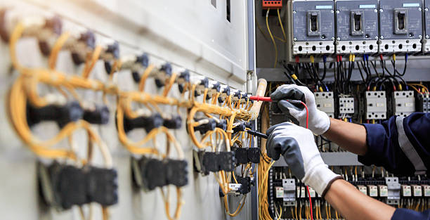 Professional Electrician technician working in Holland, MI